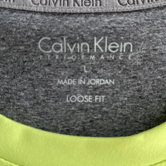 Calvin Klein mens tee - Picture 2 of 6